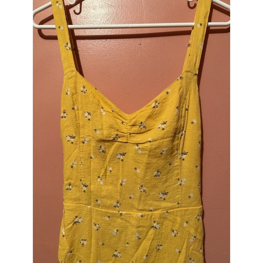 3/$15 Hollister  Womens Summer Dress L Large Yellow Floral Sleeveless Short - Picture 3 of 7